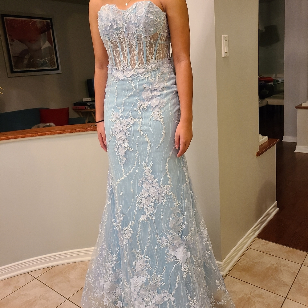 Prom dress